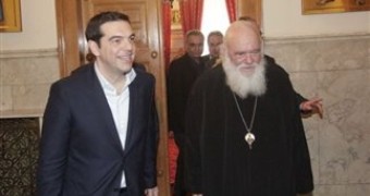 Νομιμοποίηση διά της παραχώρησης