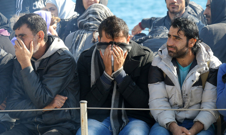 Στηρίζουμε τους πρόσφυγες, πνίγουμε τον ρατσισμό