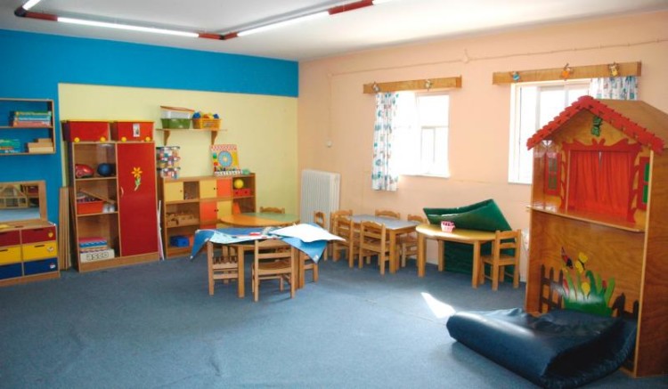 Παιδικοί σταθμοί – Μείωση κονδυλίων, χιλιάδες παιδιά εκτός