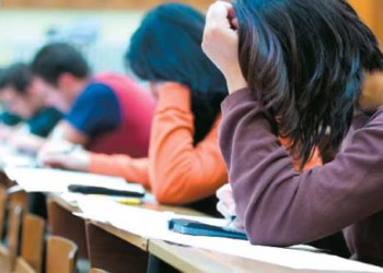 Εκπαιδευτικό όνειδος για την κυβέρνηση