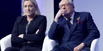 Πολιτική εκτέλεση του Λεπέν από την κόρη του