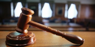 Παράνομες οι περικοπές!