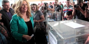 Το ΠΑΣΟΚ μετασχηματίζεται γιατί κανένας δεν θέλει να το θυμάται