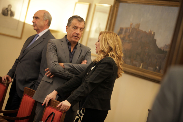 Σταύρος, Φώφη και «δύσκολα μέτρα»…