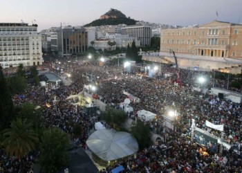 Υπερ-εθνικός “κοινωνικός αυτοματισμός”…