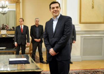 ΣΥΡΙΖΑ – ΑΝΕΛ σέρνουν το χορό των πιστωτών