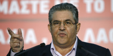 Η παγίδα στην οποία πέφτει μόνη της η ηγεσία του ΚΚΕ