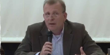 ΛΑΕ και ΚΚΕ δεν επιθυμούν σύγκρουση με το μαύρο μέτωπο