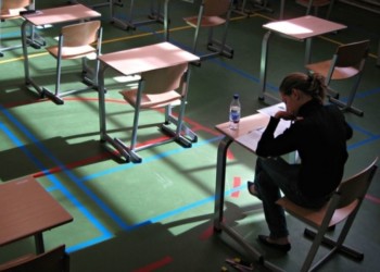 Εκπαίδευση, δουλειά, ζωή σε δόσεις