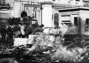 Πολυτεχνείο: Οι νεκροί ζωντανεύουν όταν οι ζωντανοί έχουν λόγο να ζήσουν