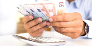 Καταθέσεις 20 δισ. και χρέη …97!