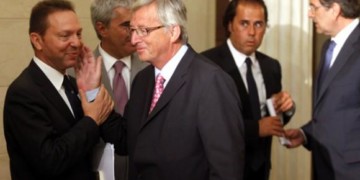 Καθορίζει γραμμή ο …Στουρνάρας!