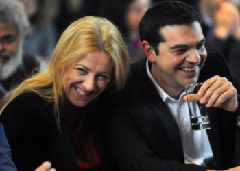 Με τη Δούρου είναι η ΛΑΕ;