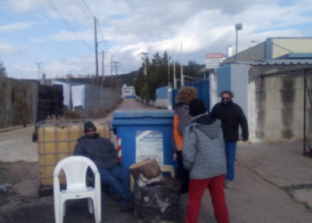 Οι απεργοί στη Σκοτ… «καθάρισαν» με την 15ήμερη απεργία τους την εργοδοσία και τα ΜΑΤ
