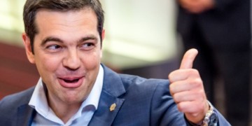 Ποιος θα γκρεμίσει την κυβέρνηση; Εμείς ή Αυτοί;