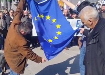 ΣΥΡΙΖΑ: Ο πρωταθλητής στο ξεκλήρισμα!