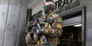 «Είναι ο πόλεμος ανόητε!»