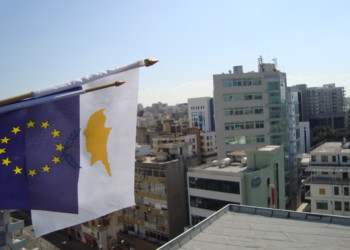 Κάλπικη η έξοδος της Κύπρου από το Μνημόνιο