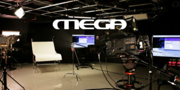 Πίσω από τις κάμερες 12.03