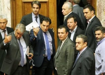 Συνωστισμός στο δεξιό άκρο του πολιτικού σκηνικού