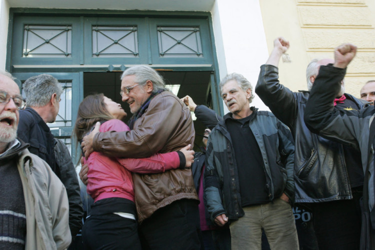Παύλος Αντωνόπουλος: Παλλαϊκός ξεσηκωμός, αριστερή αντιπολίτευση
