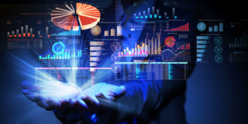 Η διαπλοκή τελειώνει, η ολιγαρχία έρχεται