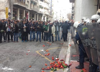 Σε προκρούστια κλίνη η φτωχομεσαία αγροτιά