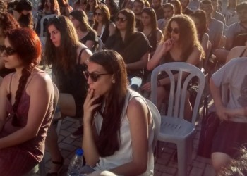 Δεν θα γίνουμε η χαμένη γενιά. Νέοι πολεμάμε, νέοι θα νικήσουμε!