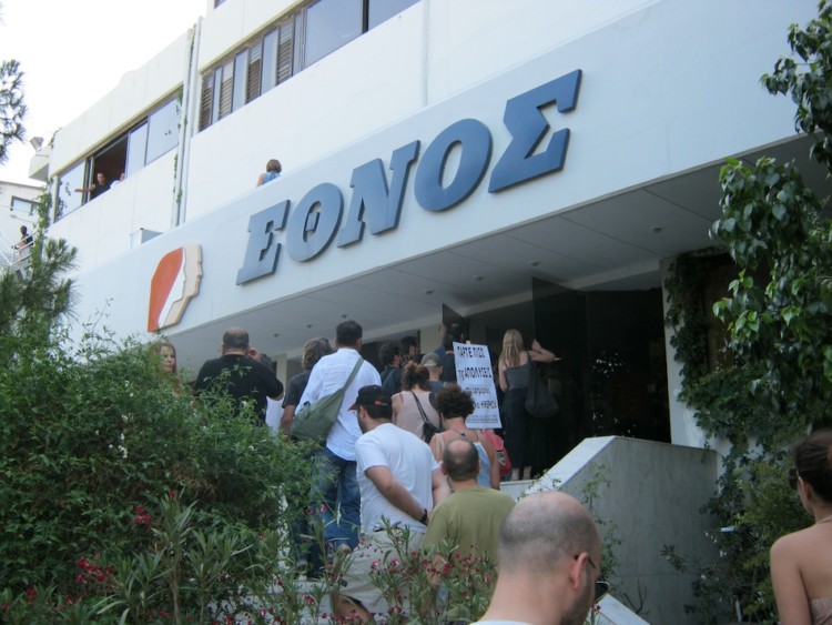 Πίσω από τις κάμερες 19.06