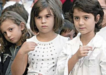 Προσευχές και παρελάσεις