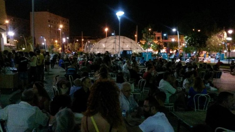 Εργατικές Λέσχες: Επιτυχημένα φεστιβάλ σε Ν. Ιωνία και Περιστέρι