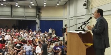 ΛΑΕ: Εμμονή στην αριστερή εκδοχή του ΣΥΡΙΖΑ