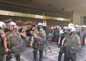 Επίθεση ΜΑΤ στο Καραβάνι της ΒΙΟΜΕ