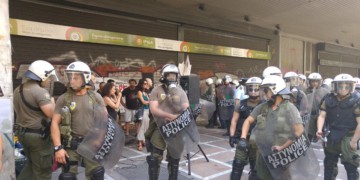 Επίθεση ΜΑΤ στο Καραβάνι της ΒΙΟΜΕ