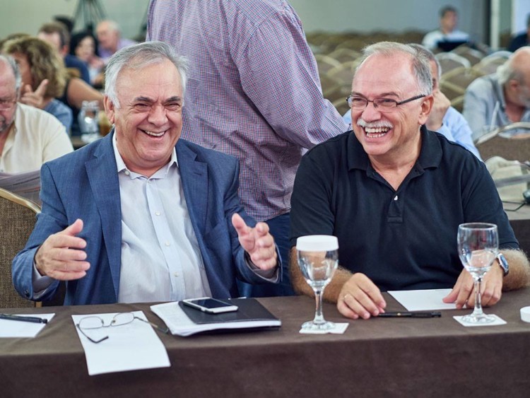 Συνασπισμός χωρίς …ρίζα