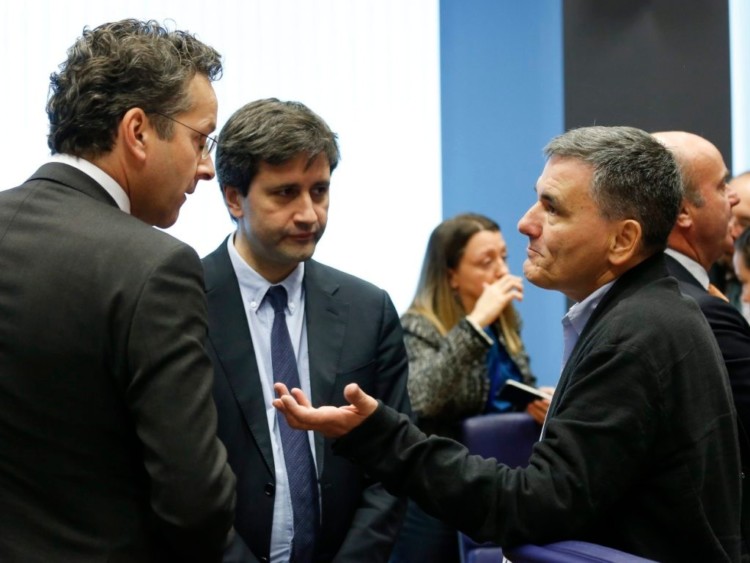 Υπερχρέωση και λιτότητα η ανταμοιβή στον καλό μαθητή Τσίπρα