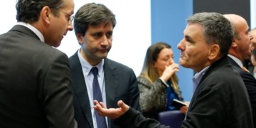 Μπιλντ: «Η επιστροφή του Έλληνα-επαίτη»