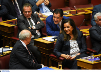Έβγαλαν μαχαίρια Άδωνις και Κουμουτσάκος