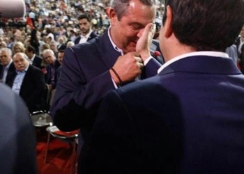 Συνέδριο ΣΥΡΙΖΑ: Δόγμα η παραμονή στο Ευρώ, υπαρξιακά τραυλίσματα από τους «53»