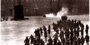 Θέμα: Η ποίηση του κομμουνισμού έρχεται από το μέλλον