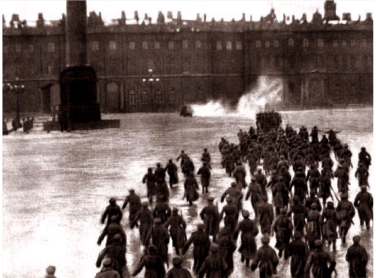 Θέμα: Η ποίηση του κομμουνισμού έρχεται από το μέλλον