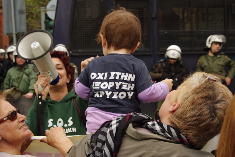 Σκουριές: Κυβέρνηση-υπηρέτης της Ελντοράντο