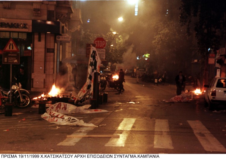 1999: Όταν ο Κλίντον περίμενε να «καθαρίσει το κέντρο» της Αθήνας