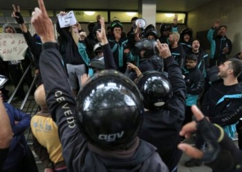 Πρωτότυπες μορφές πάλης  ενάντια στην …ψηφιακή εκμετάλλευση