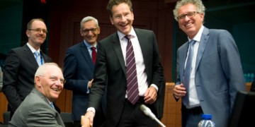 Σε 44 χρόνια, 20%: η καλύτερη “ελάφρυνση” που μπορεί να αγοράσει η ξεφτίλα του ΣΥΡΙΖΑ