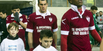 Παίζουν μπάλα  με το …προσφυγικό!