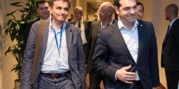 Στάχτη στα μάτια το «δώρο» Τσίπρα