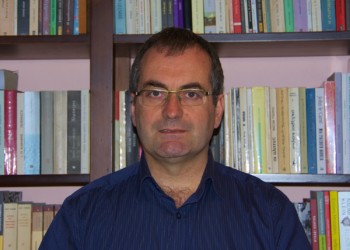 Στρατής Παυλής: Έλληνες και πρόσφυγες να παλέψουμε μαζί!