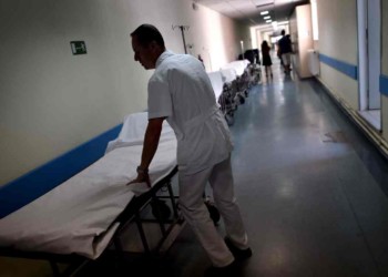 Η Υγεία αργοπεθαίνει  στα χρόνια των μνημονίων