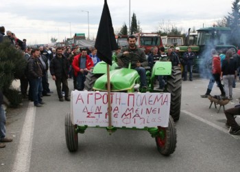 Παίζεται ακόμα το στοίχημα των «μπλόκων αγώνα»